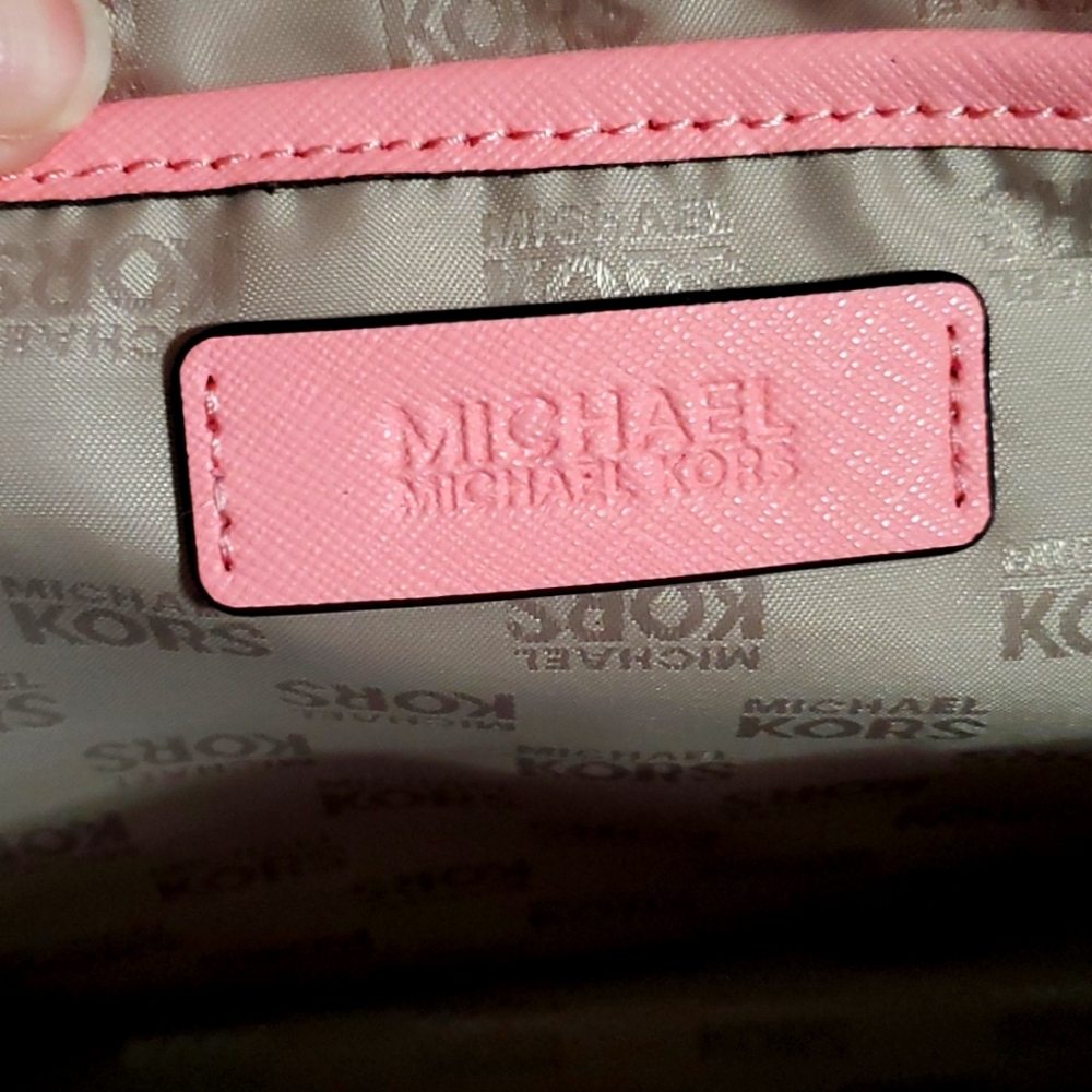 NWT MICHAEL KORS ABBEY NYLON LARGE BACKPACK 💕 - Picture 6 of 12